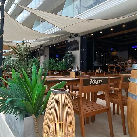 Eleven By The Sea Apartment